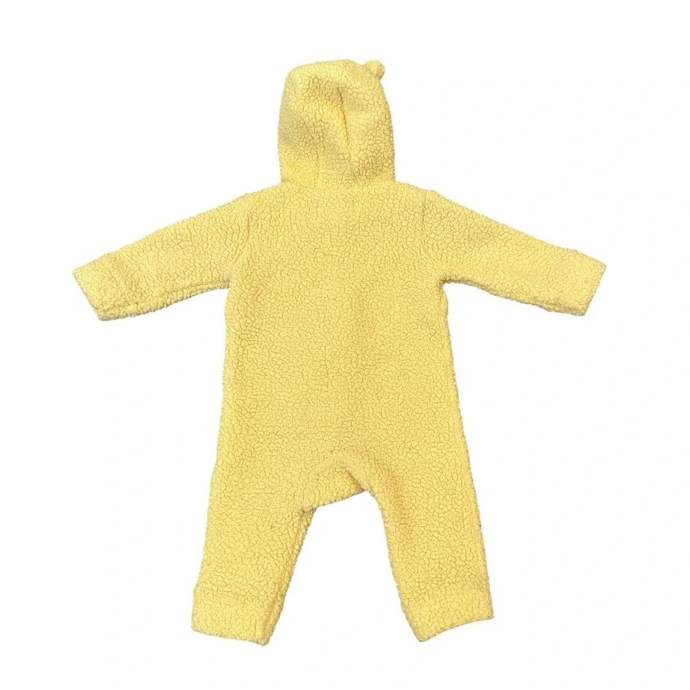 Old Navy Disney Winnie the Pooh Sherpa Fleece Hooded‎ Bunting Yellow 6-12M